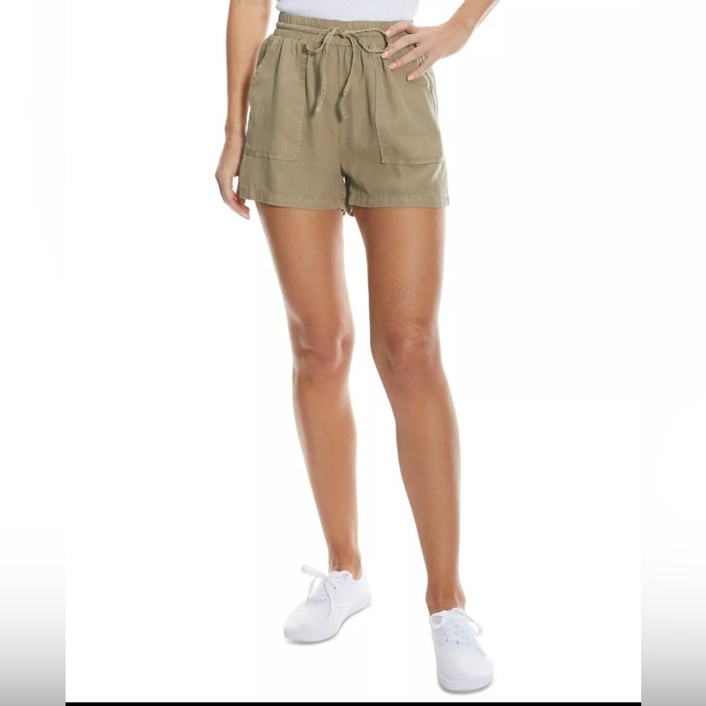 NWT OAT NY Shorts in Sage Green